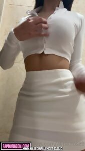Alina Rose Busty Female Nudes Influencer Brown Eyes Onlyfans