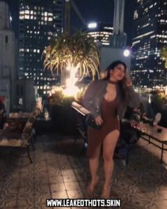 Dajinism South Korean Curvy Body Female Korean Girl Bisexual