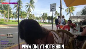 Beddle Slip Twitch Slim Body Bisexual South Korean